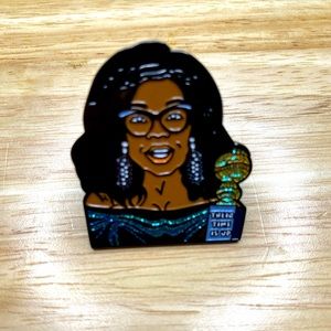 Oprah enamel pin
